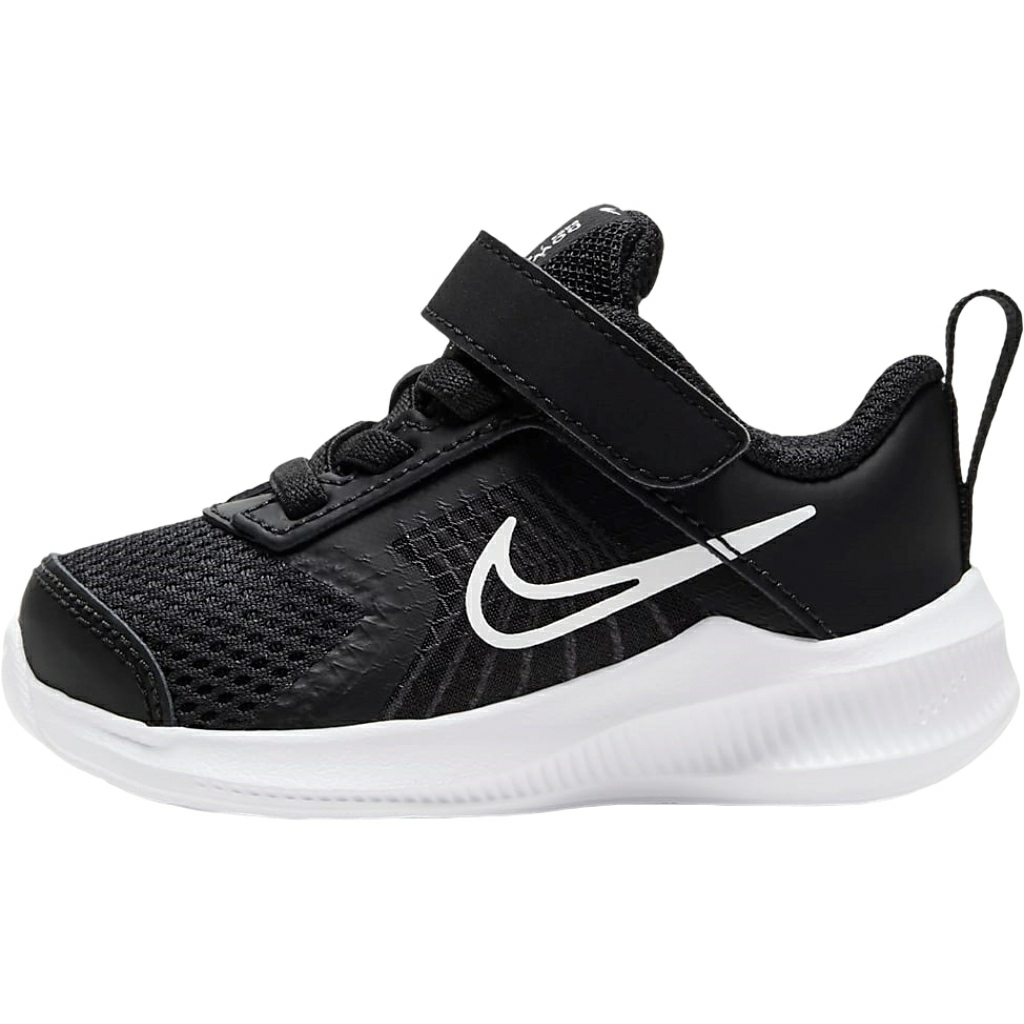 Deportivas Nike Downshifter 11 modelo CZ3967 en color negro/blanco