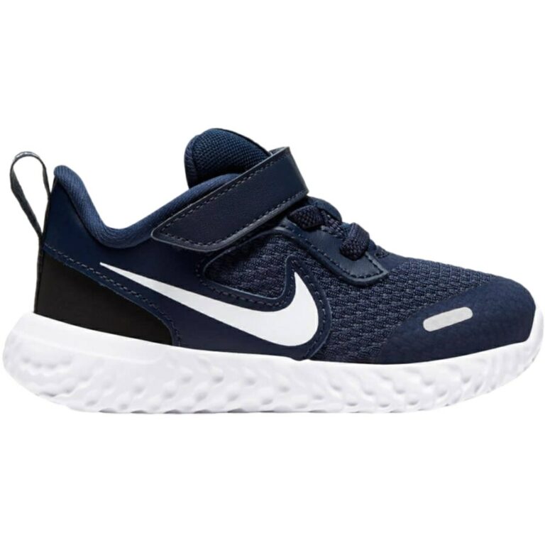 Deportivas Nike Revolution modelo BQ5673 en color marino